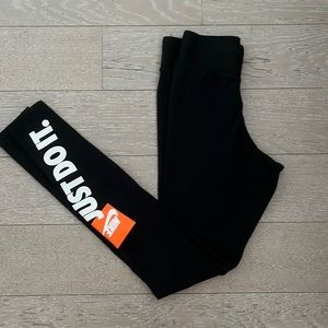 Nike leggings